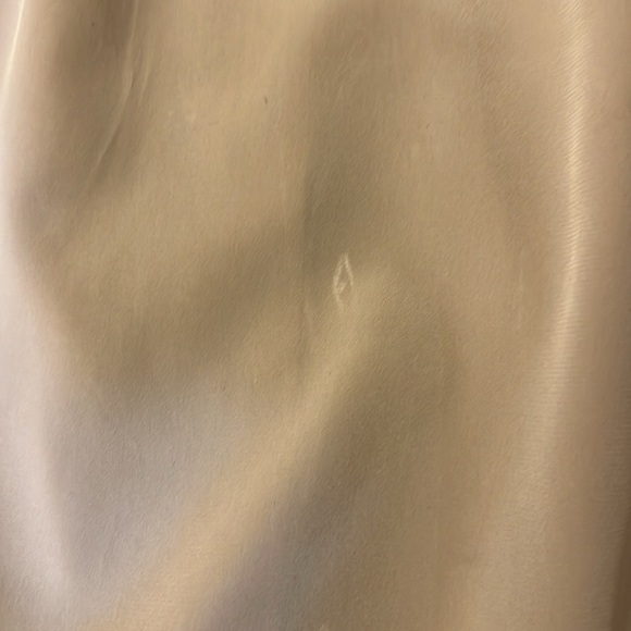 Vintage Women’s Silky Blouse Button Down Bow Tie Beige Size 16 - Picture 15 of 15